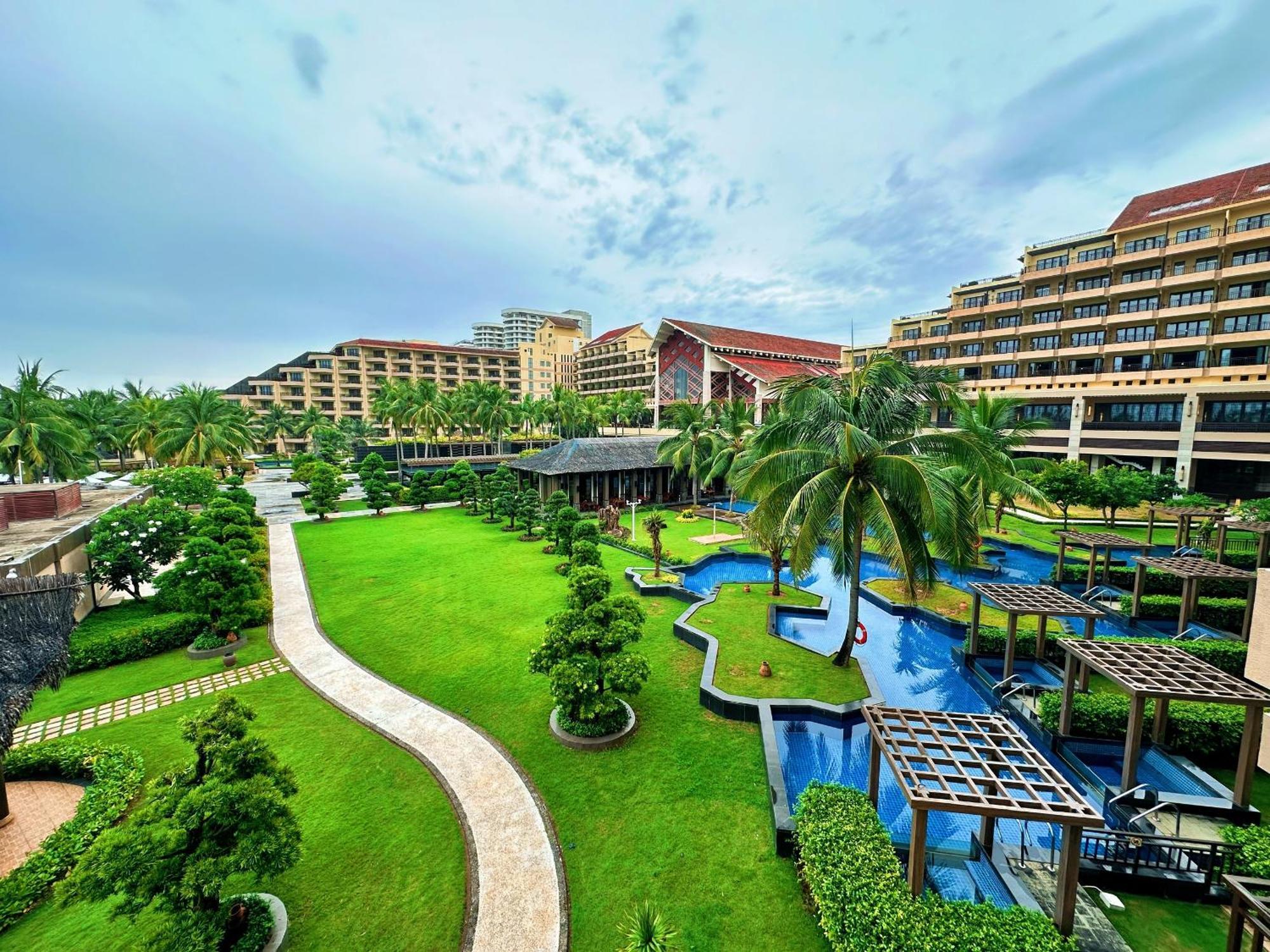 Crowne Plaza Danang Hotel & Resort Exterior foto